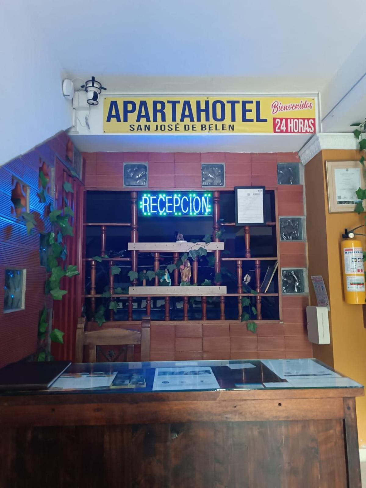 Apartahotel San Jose De Belen Medellín Dış mekan fotoğraf